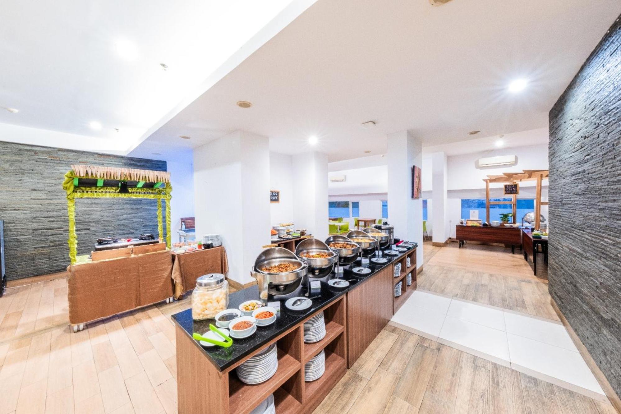 Whiz Prime Hotel Balikpapan Exteriér fotografie