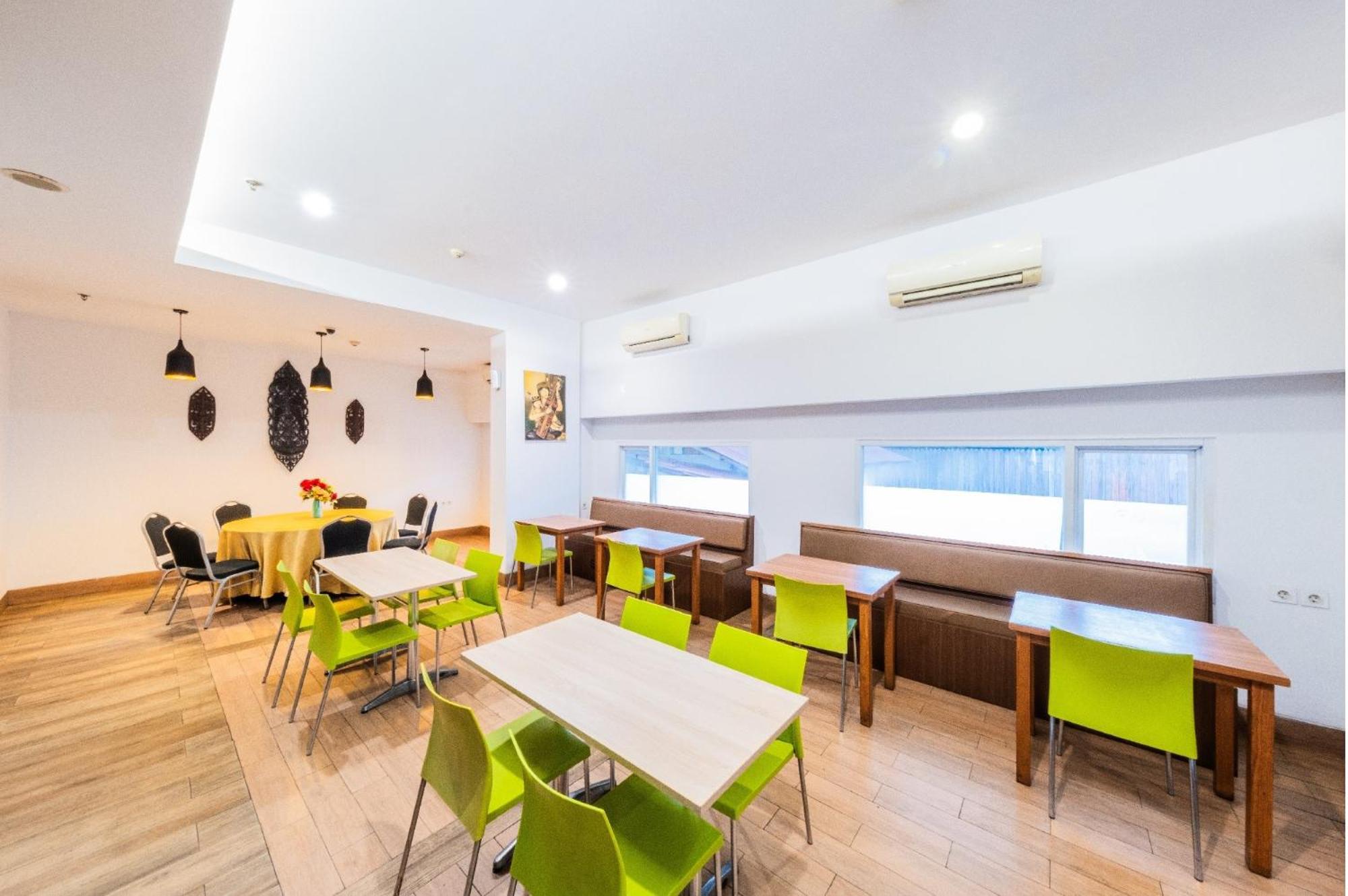 Whiz Prime Hotel Balikpapan Exteriér fotografie