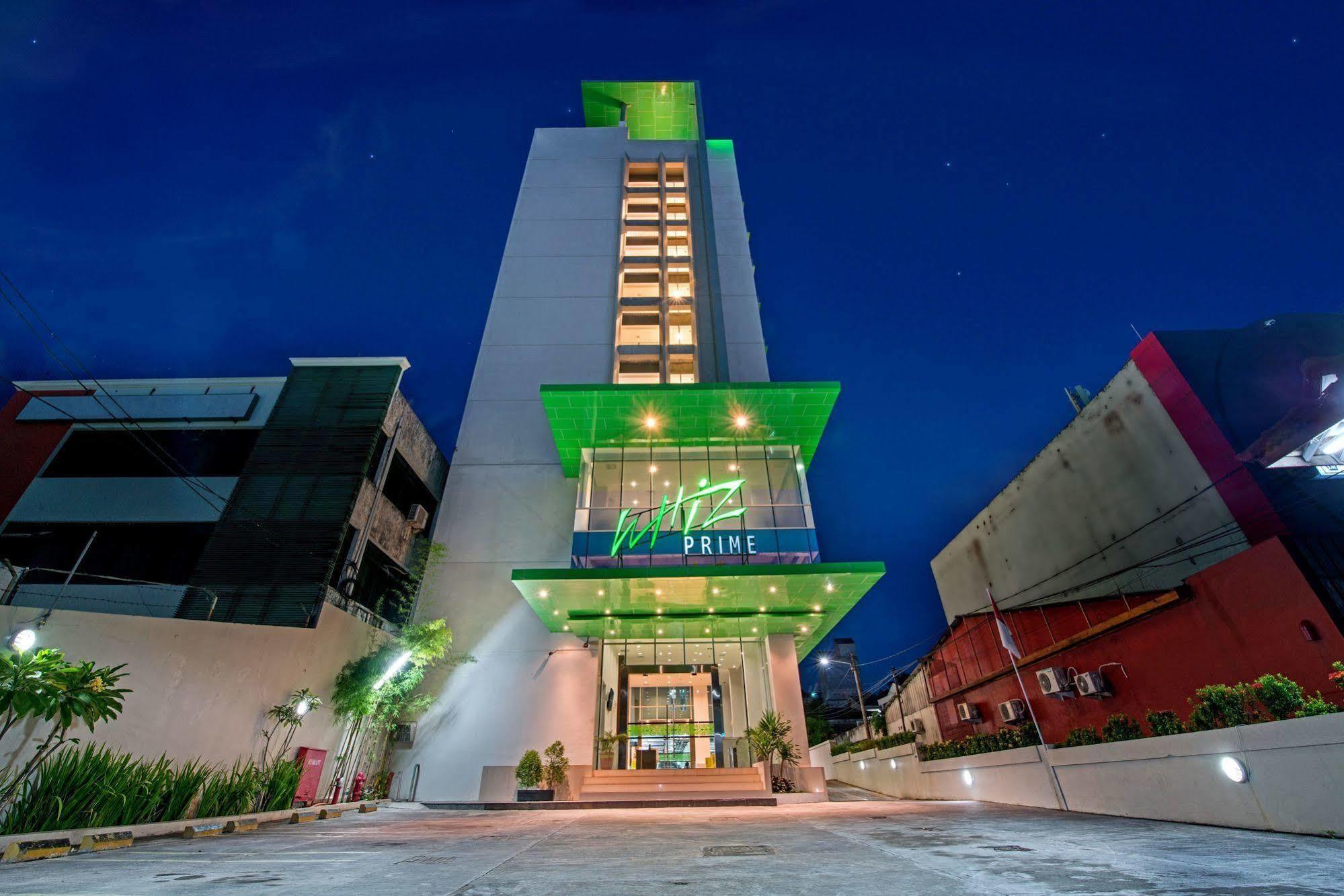 Whiz Prime Hotel Balikpapan Exteriér fotografie